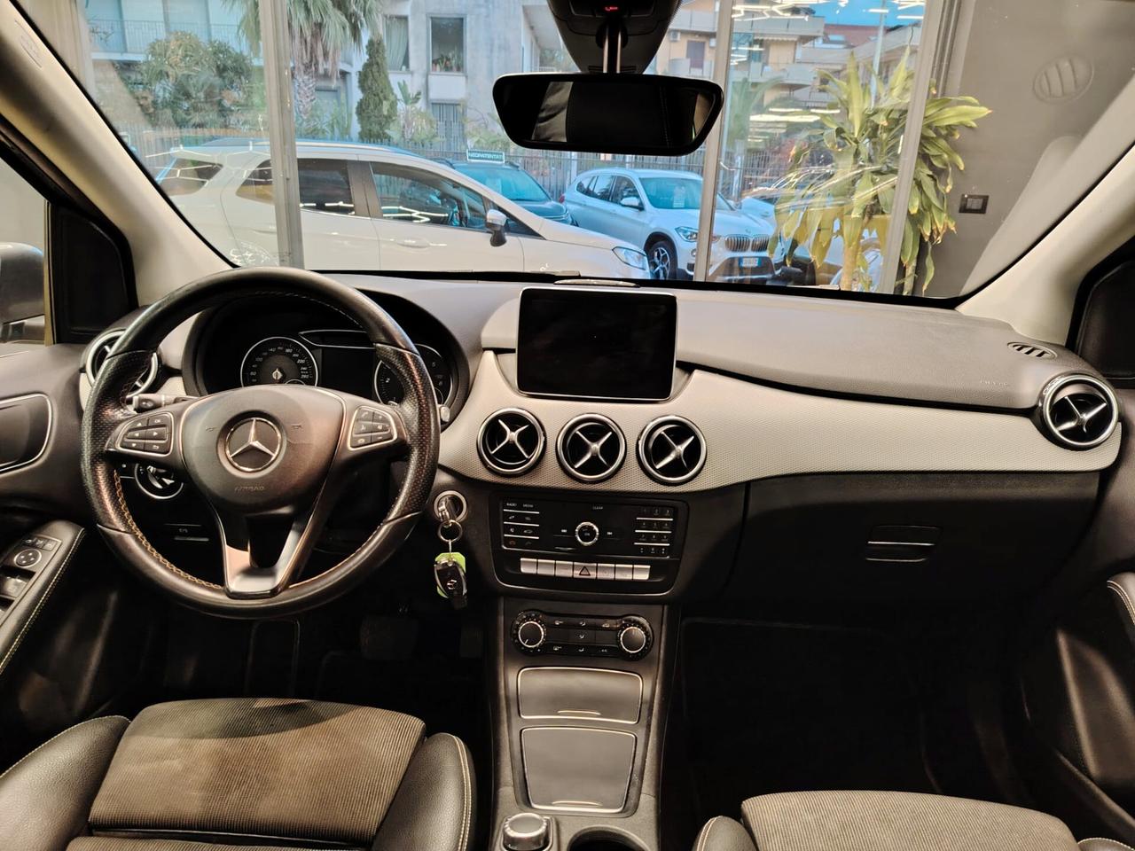 Mercedes-benz B 200 d Automatic