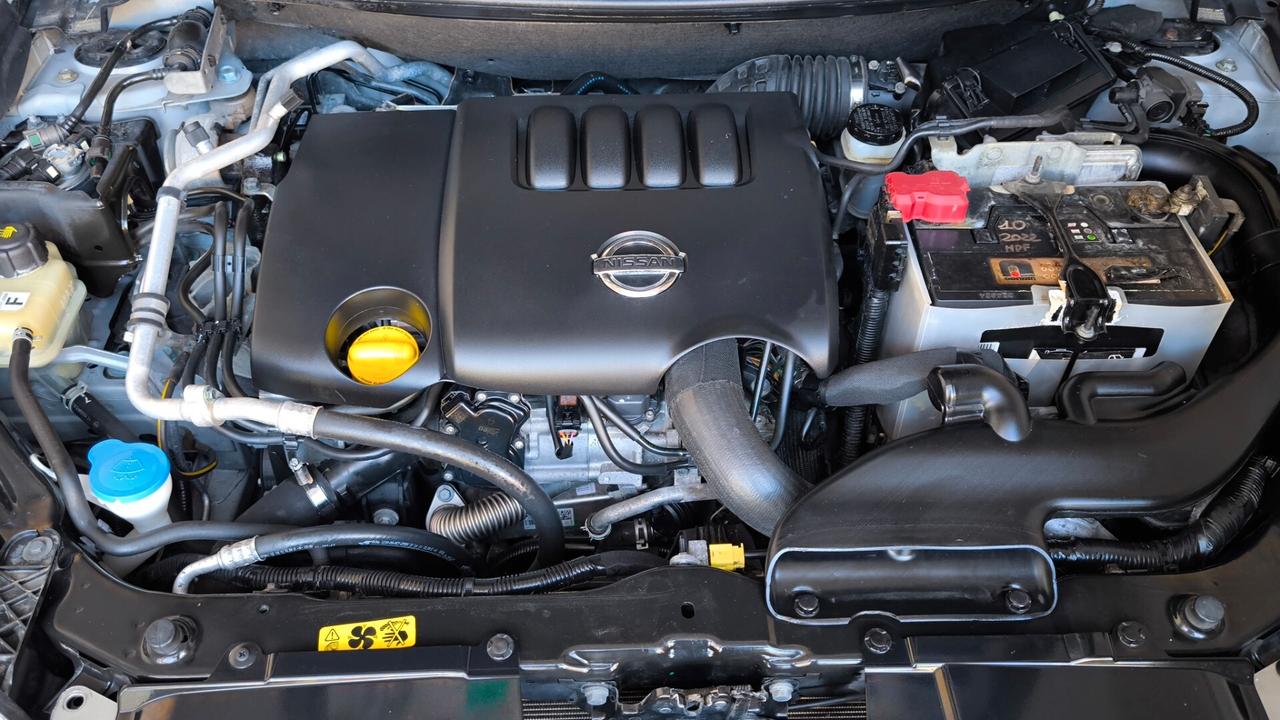 Nissan Qashqai 2.0 dCi DPF 4WD aut. Acenta