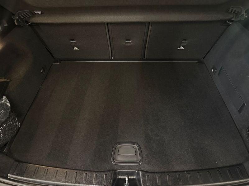 Mercedes-Benz GLA 180 d Premium auto