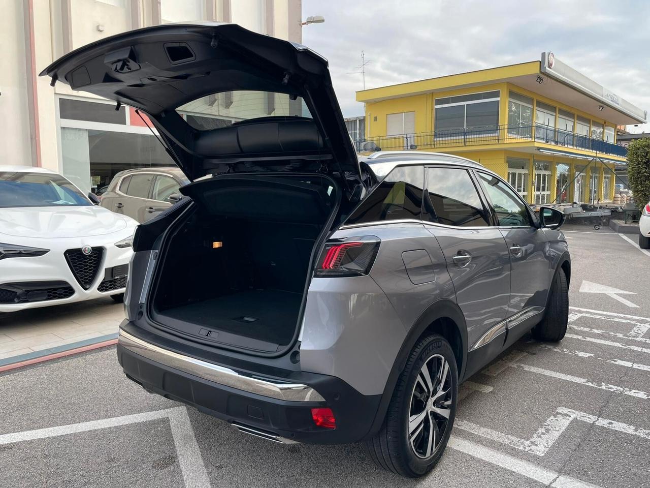 Peugeot 3008 BlueHDi 130 S&S EAT8 GT