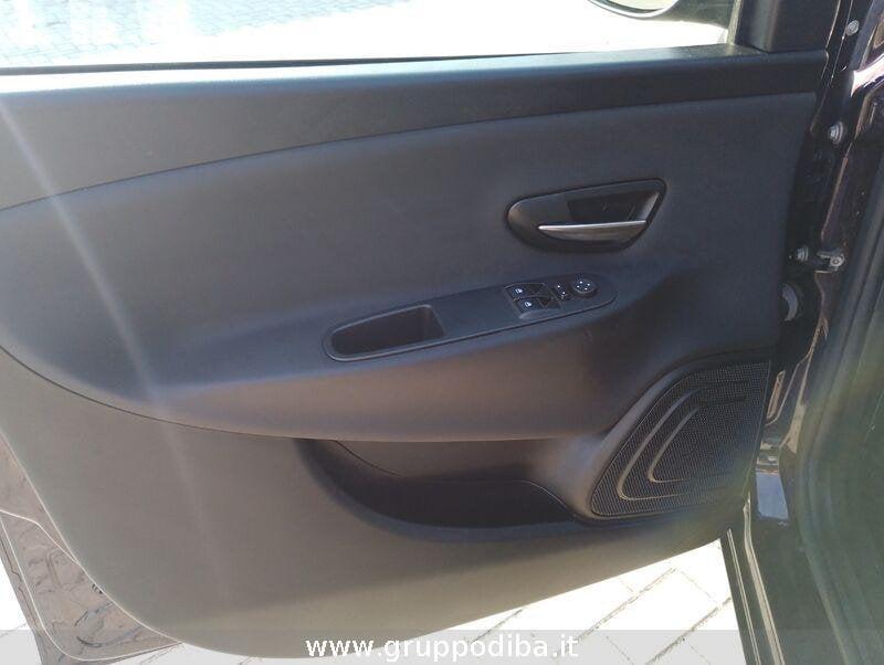 Lancia Ypsilon III 2011 Benzina 0.9 t.air elefantino ecochic metano 80cv