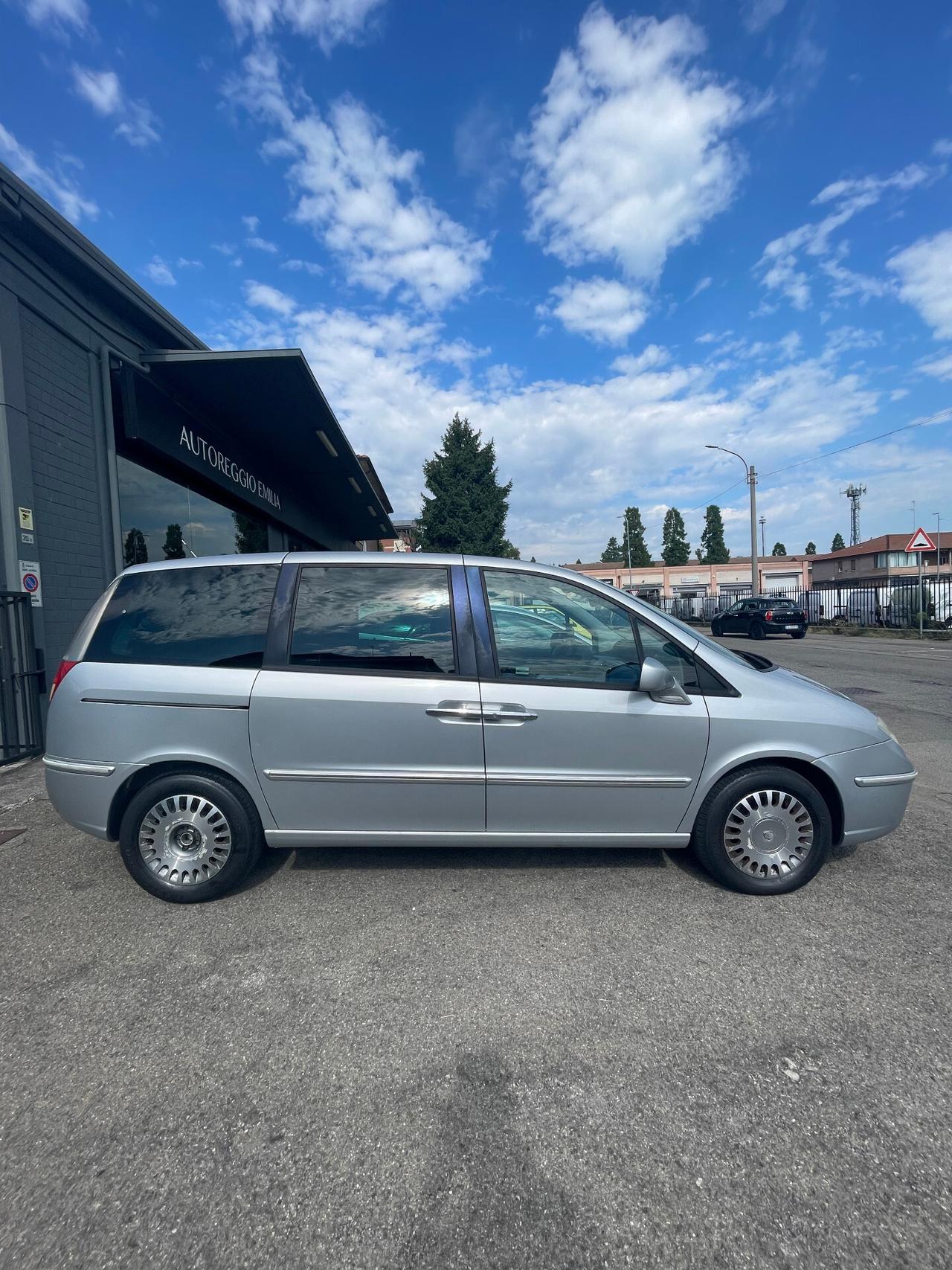 Lancia Phedra 2.0 MJT 136 CV Platino
