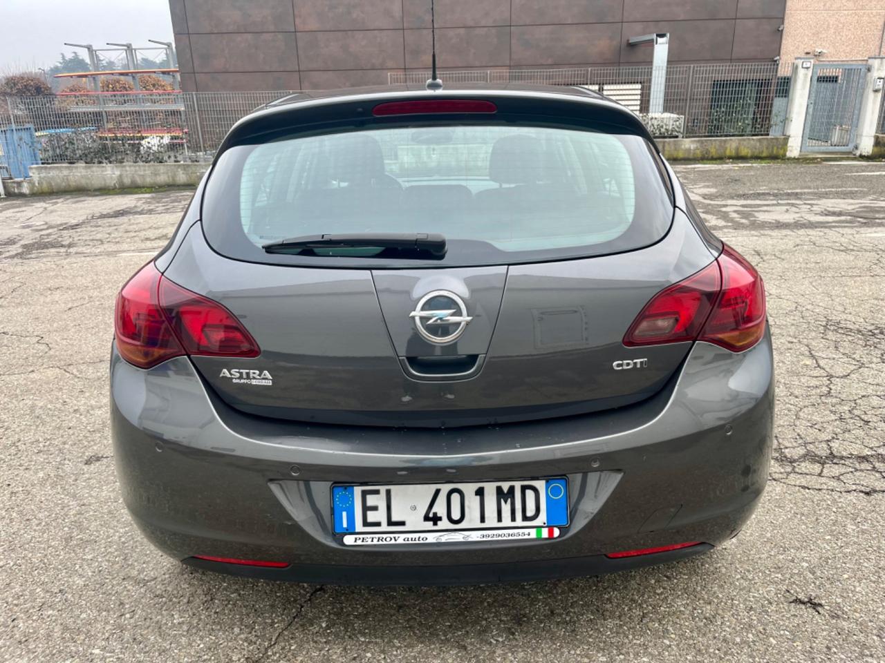 Opel Astra 1.7cdti 2011 109.000km cinghia/tagliando appena fatti