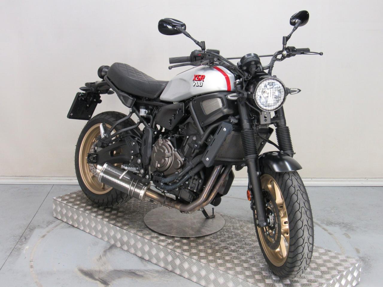 Yamaha XSR 700 ABS X-TRIBUTE SCARICO CARBON