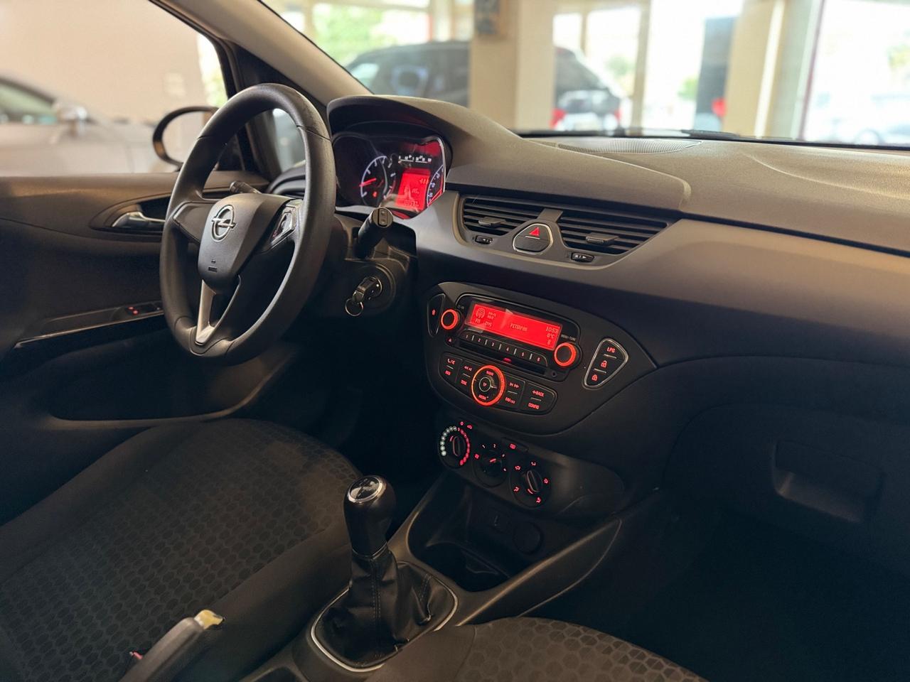 Opel Corsa 1.4 90CV GPL Tech Coupé b-Color