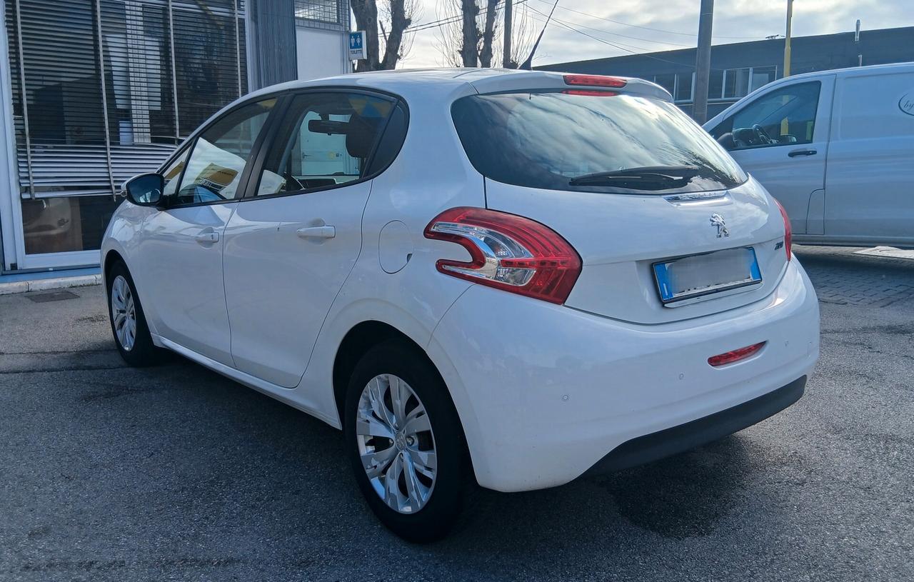 Peugeot 208 GPL
