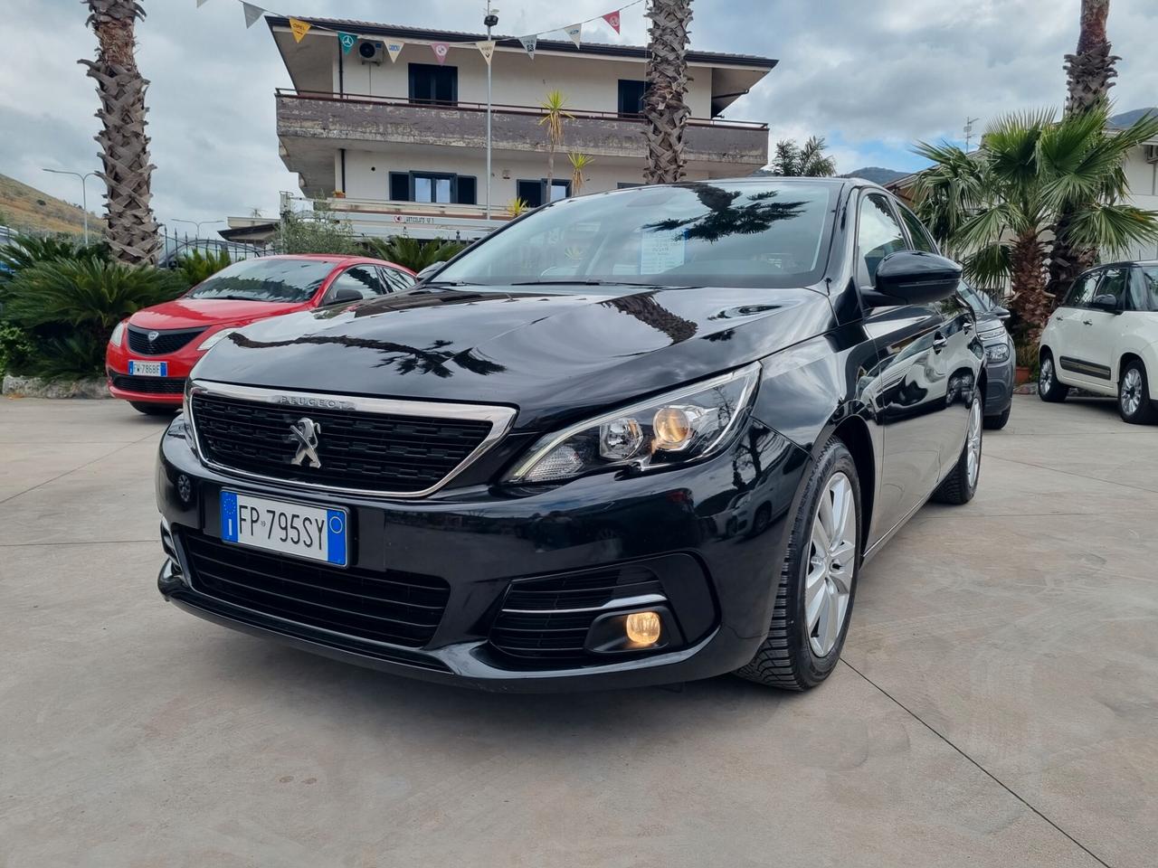 Peugeot 308 BlueHDi 130 S&S Business - 2018
