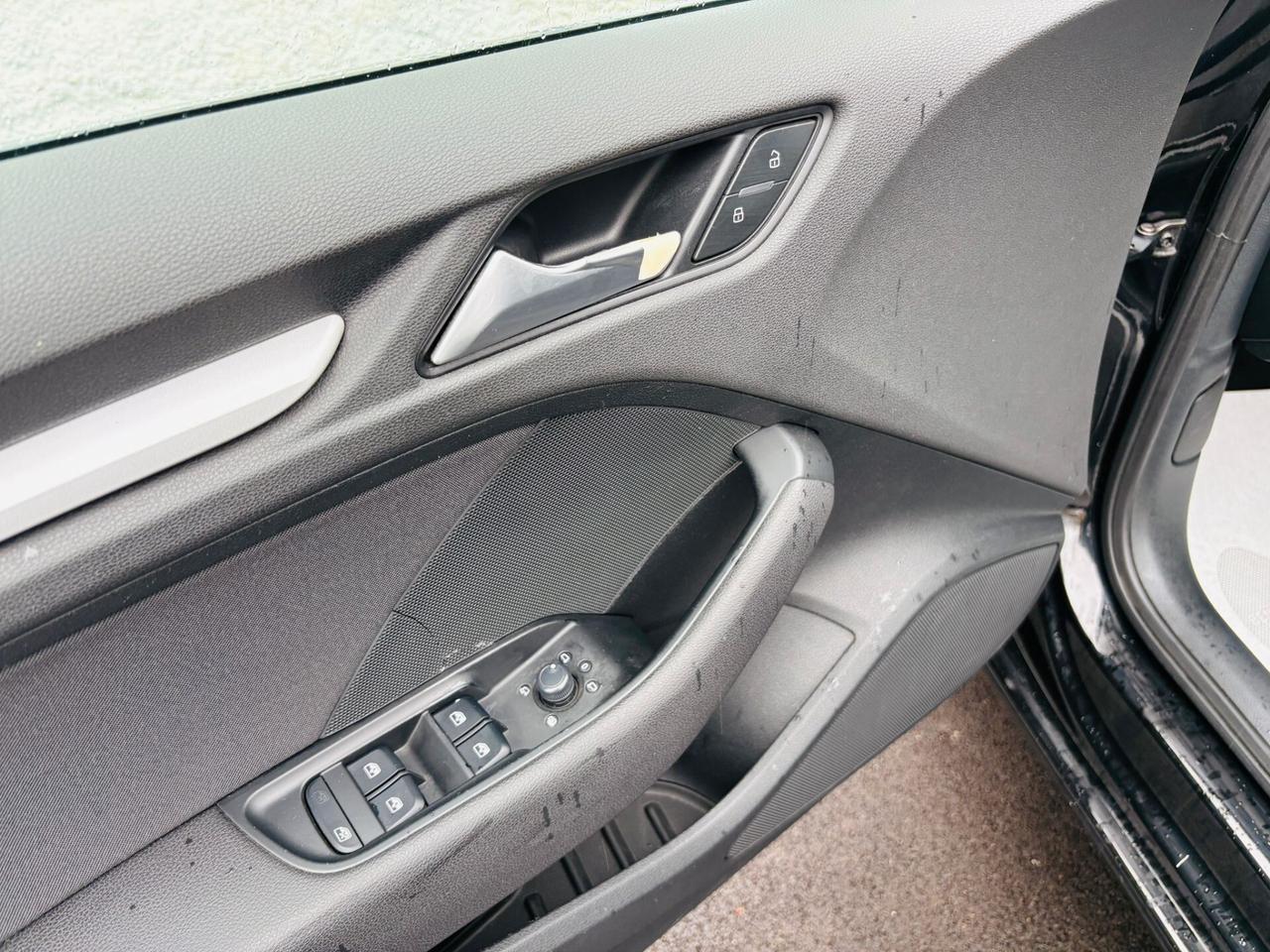 Audi A3 SPB 1.6 TDI S tronic Business 110cv AUT