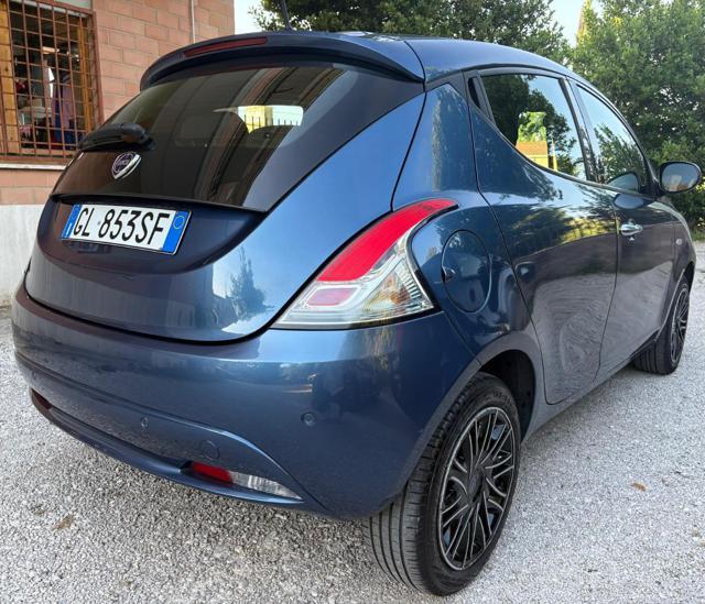 LANCIA Ypsilon 1.0 FireFly 5 porte S&S Hybrid Gold