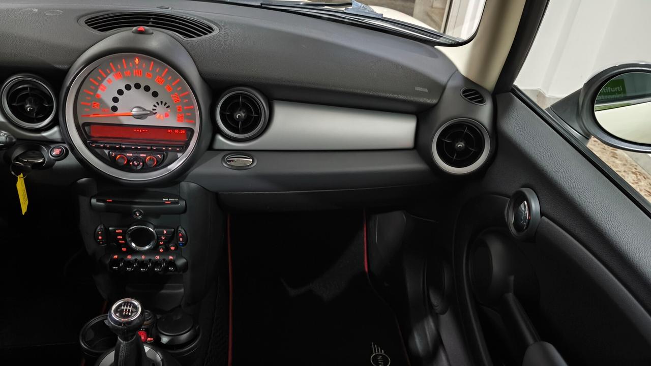 Mini Cooper D Clubman 1.6 16V