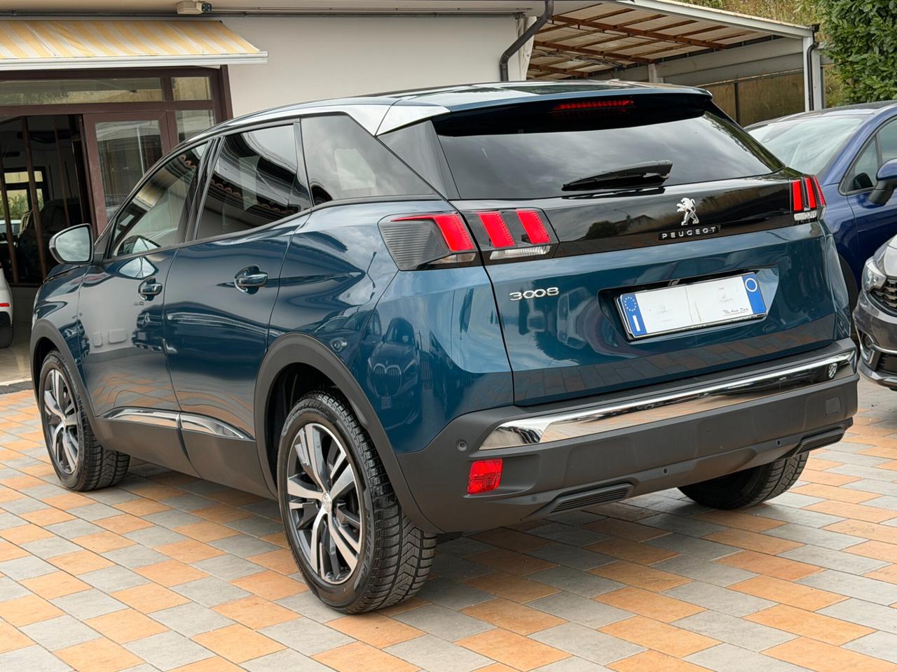 Peugeot 3008 1.5 BLUEHDI 130 cv. Eat8 ALLURE PACK (Nav)