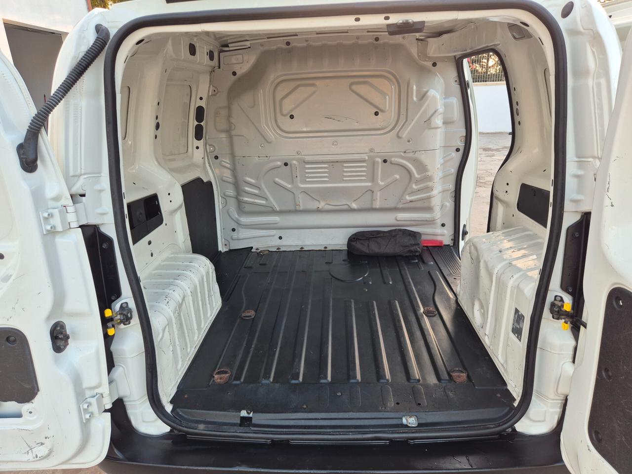 Fiat Fiorino 1.3 MJT 75CV Combinato SX