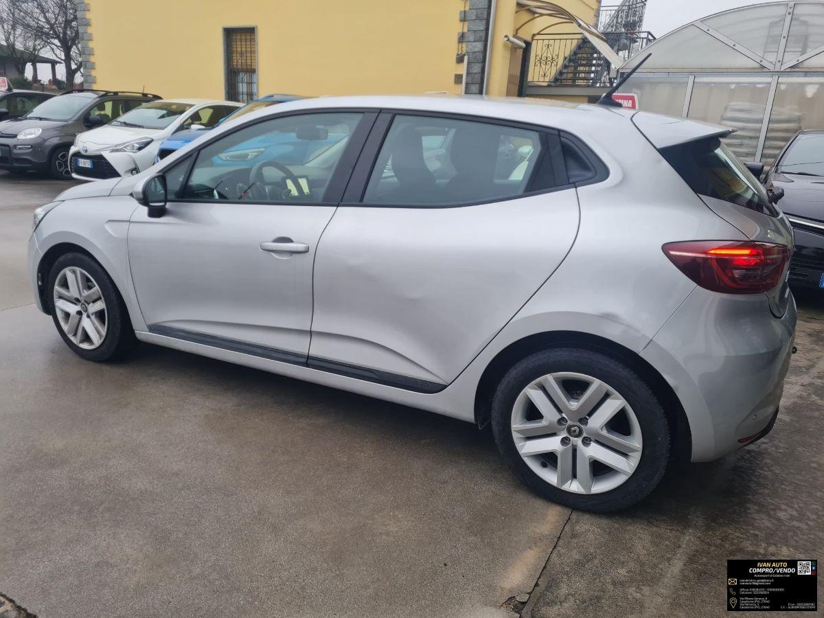 RENAULT Clio Benzina-Neopatentati-Anno 2022