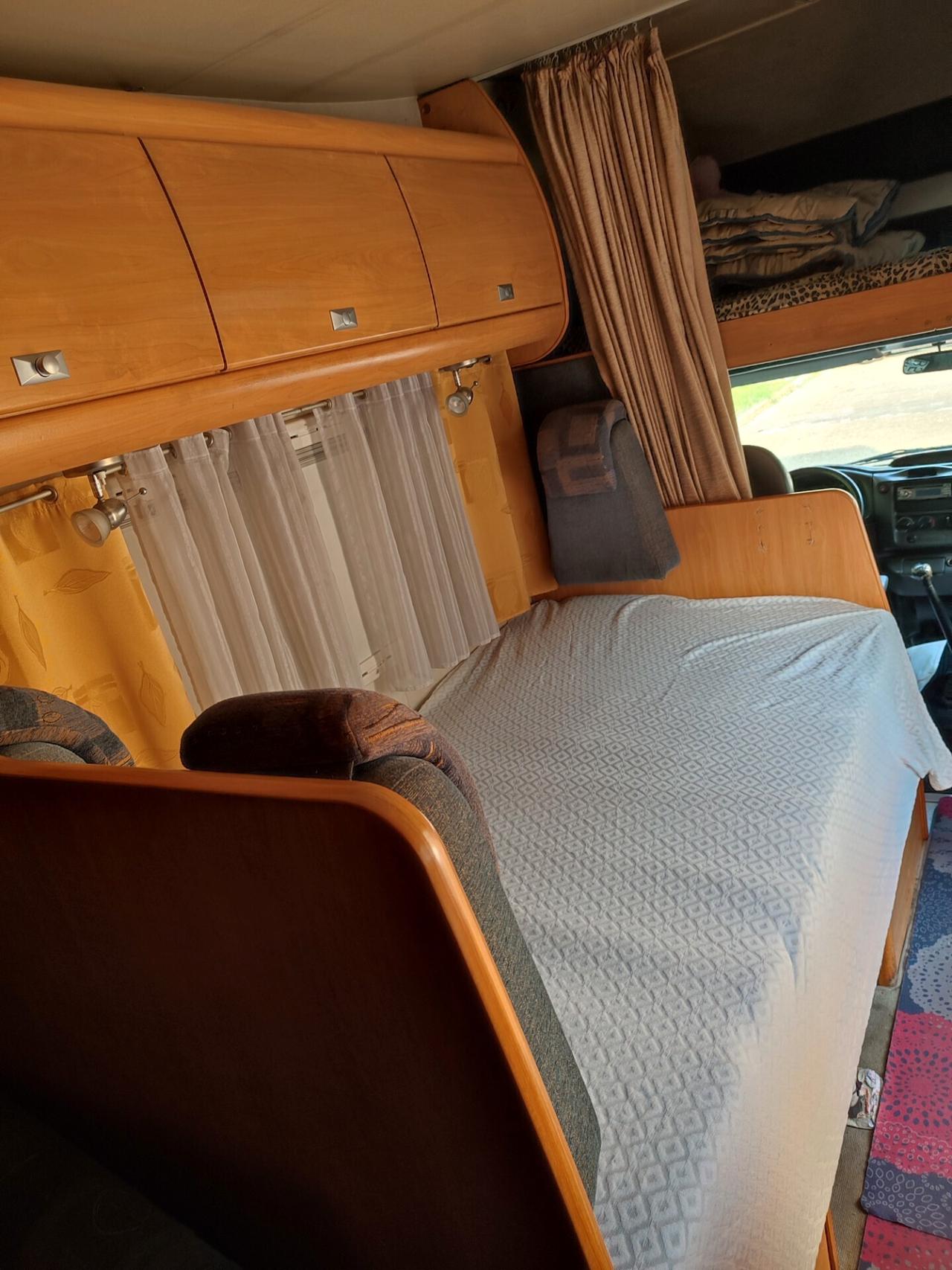 Ford TRANSIT CAMPER 6POSTI LETTO CHALLENGER