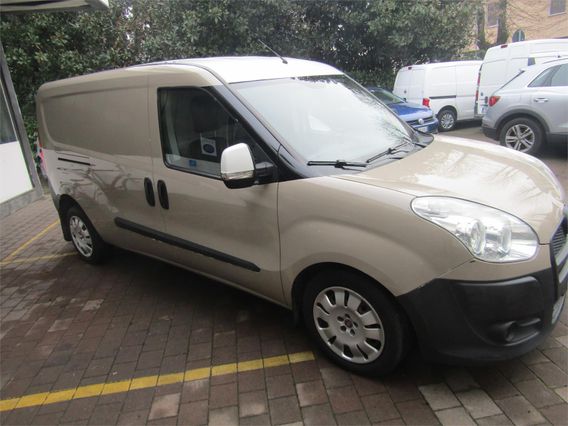 Fiat , Beige