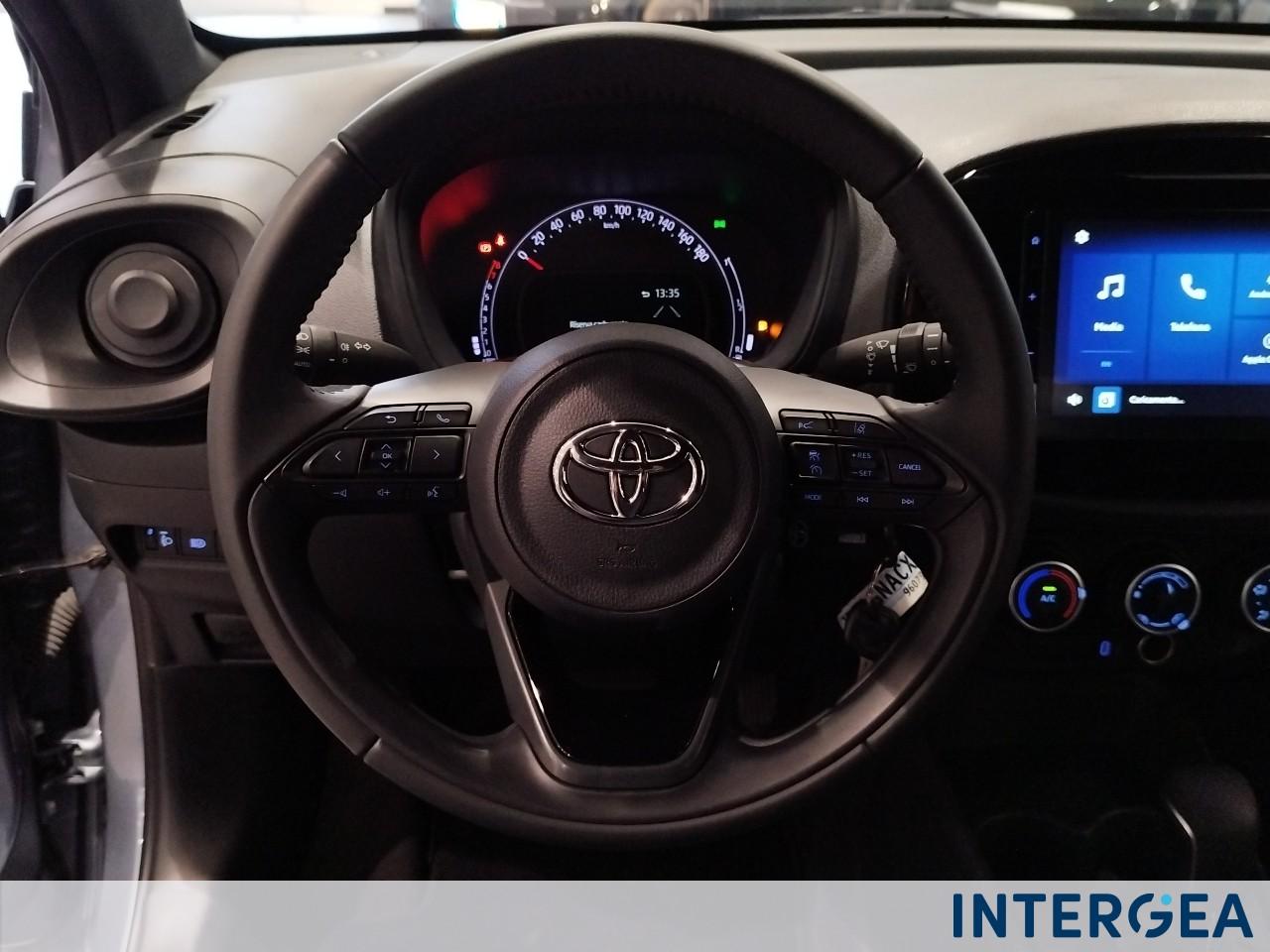 TOYOTA Aygo X 1.0 Active 72cv s-cvt