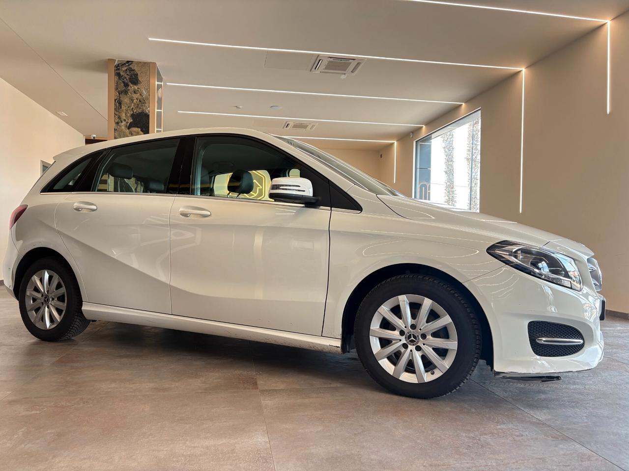 Mercedes-benz B 180 d Sport 109CV