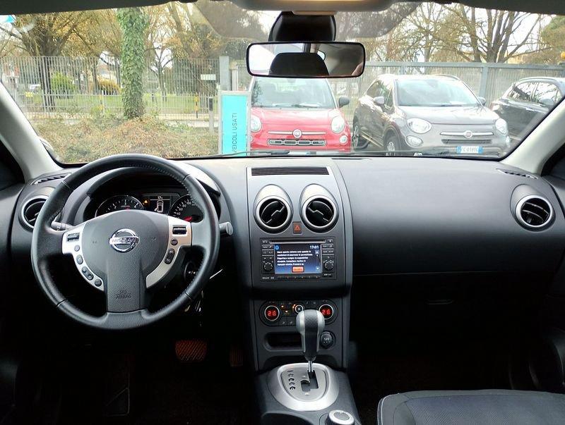 Nissan Qashqai 2.0 dCi Tekna DPF 4x4 AT