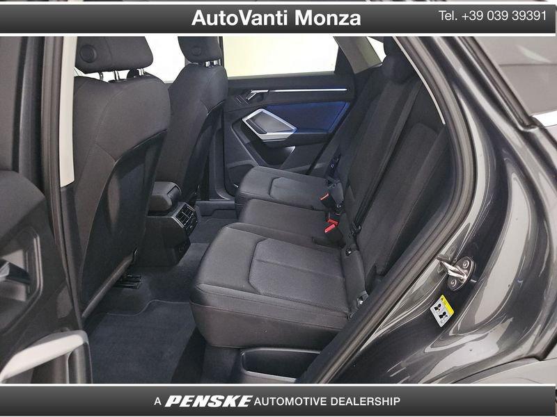 Audi Q3 Sportback 40 TDI quattro S tronic Business Plus