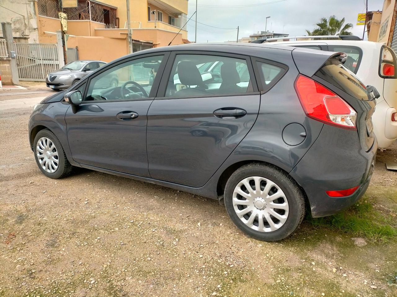 Ford Fiesta 1.5 TDCi 75CV 5 porte