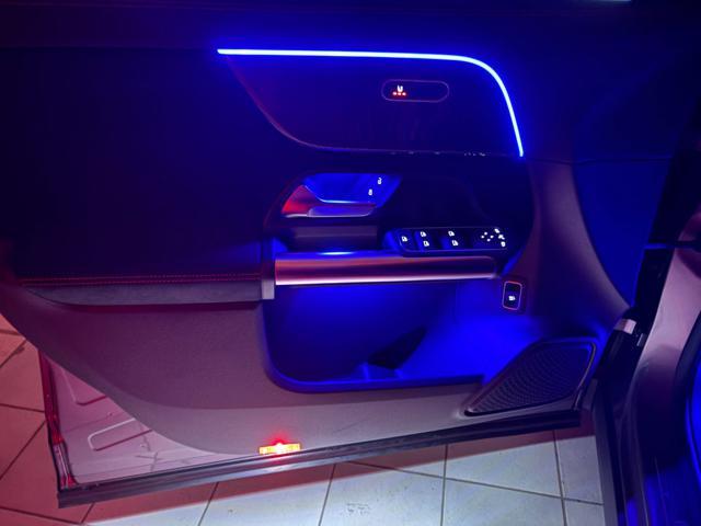 MERCEDES-BENZ GLA 200 d Automatic Premium Amg PACK NIGHT