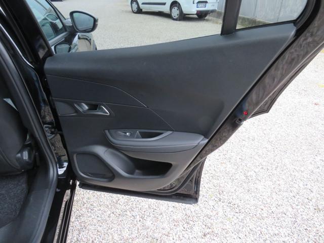 PEUGEOT 2008 PureTech 100 S&S Allure