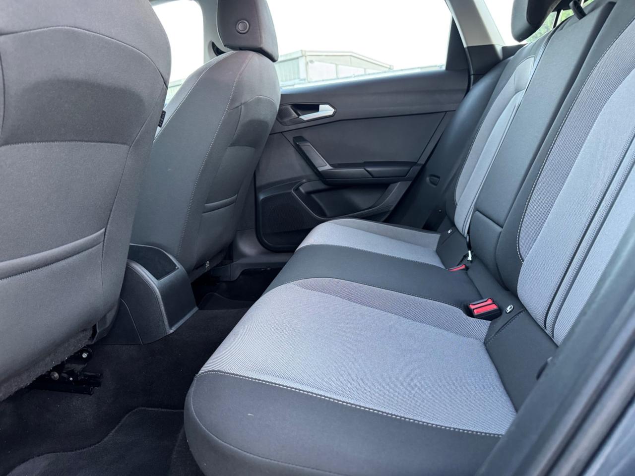 SEAT LEON SportsTourer 2.0 TDI DSG-Led Carplay