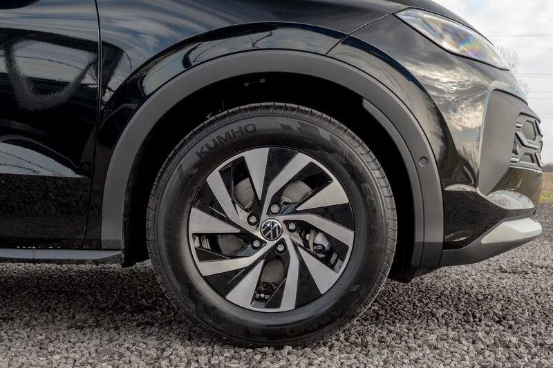 Volkswagen T-Roc 1.5 eTSI Life DSG NAVI LED CAMERA 2026