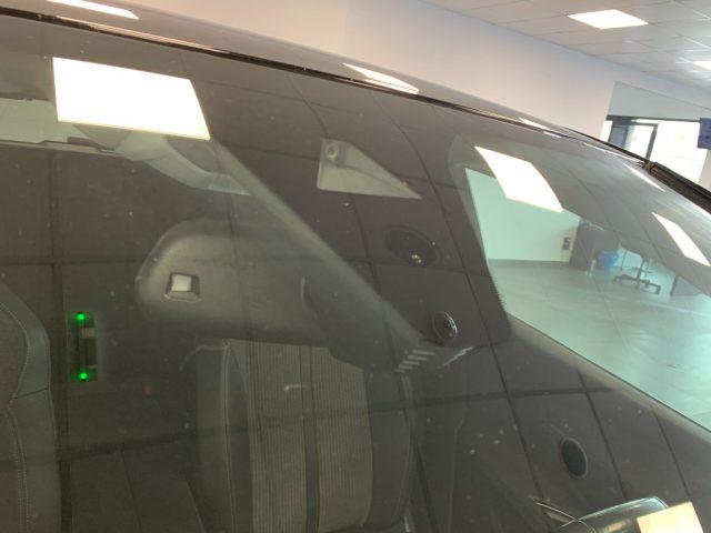 PEUGEOT 3008 1.5 BlueHDi EAT8 Allure Pack Automatico