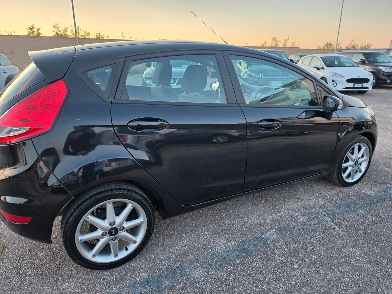 Ford Fiesta 1.4 TDCi 5p. Titanium