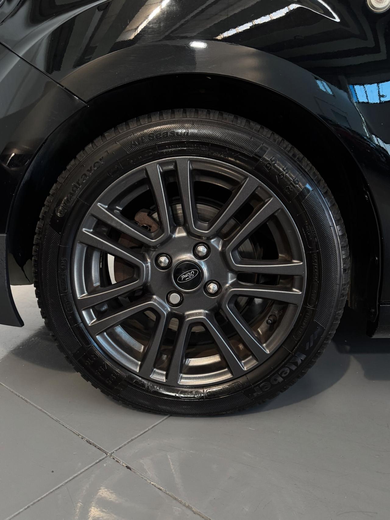 Ford Tourneo Courier TDCI 1.5cc 100cv OK Neopatentati Finanziabile
