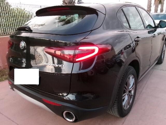 Alfa Romeo Stelvio 2.2 Turbodiesel 210 CV AT8 Q4 Executive