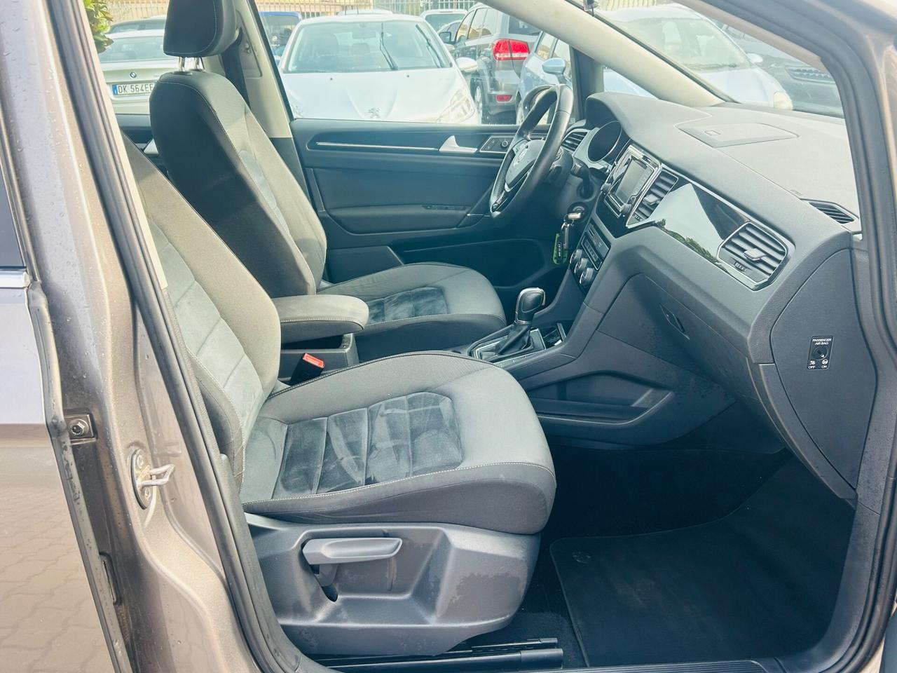 Volkswagen Golf Sportsvan Variant Business 1.6 TDI 110 CV DSG Highline BMT