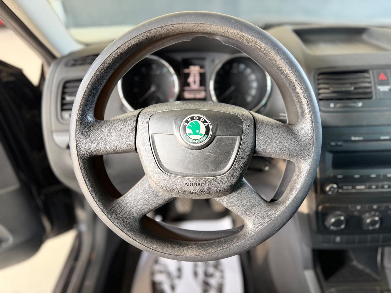 Skoda Yeti 1.2 TSI Active NEOPATENTATI CARROZZERIA DA RIVEDERE