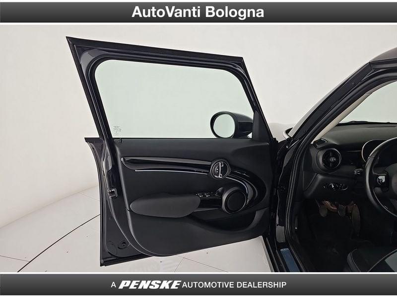 MINI Mini 5 porte Mini 5p 1.5 One Essential 75cv