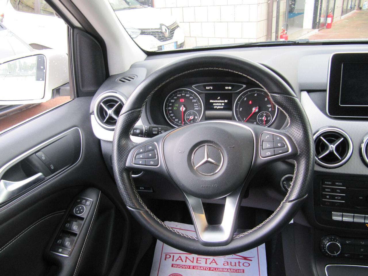 Mercedes-benz B 180 B 180 d Premium - 2016