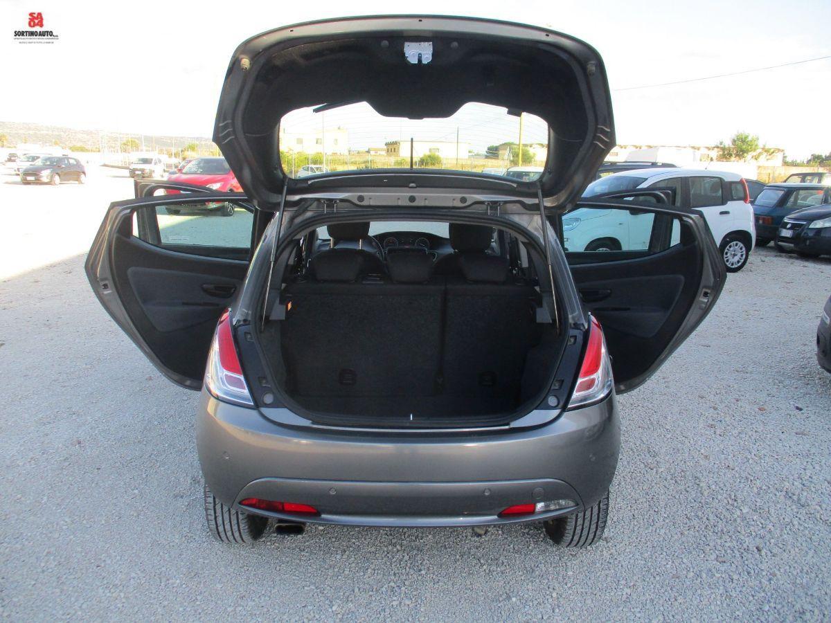 LANCIA Ypsilon 1.0 5p.S&S Hybryd Gold- KM50000