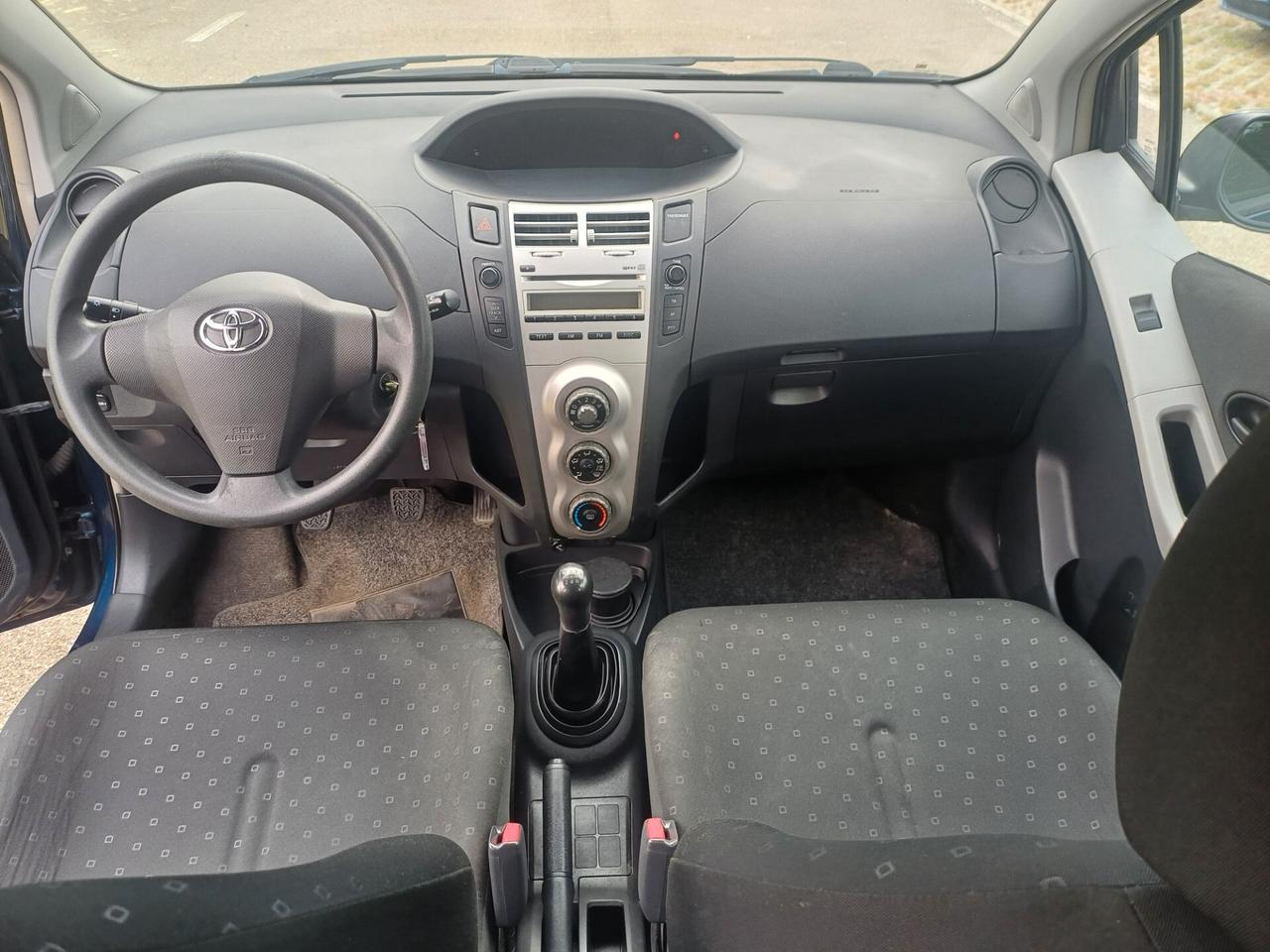 Toyota Yaris 1.3 5 porte Sol