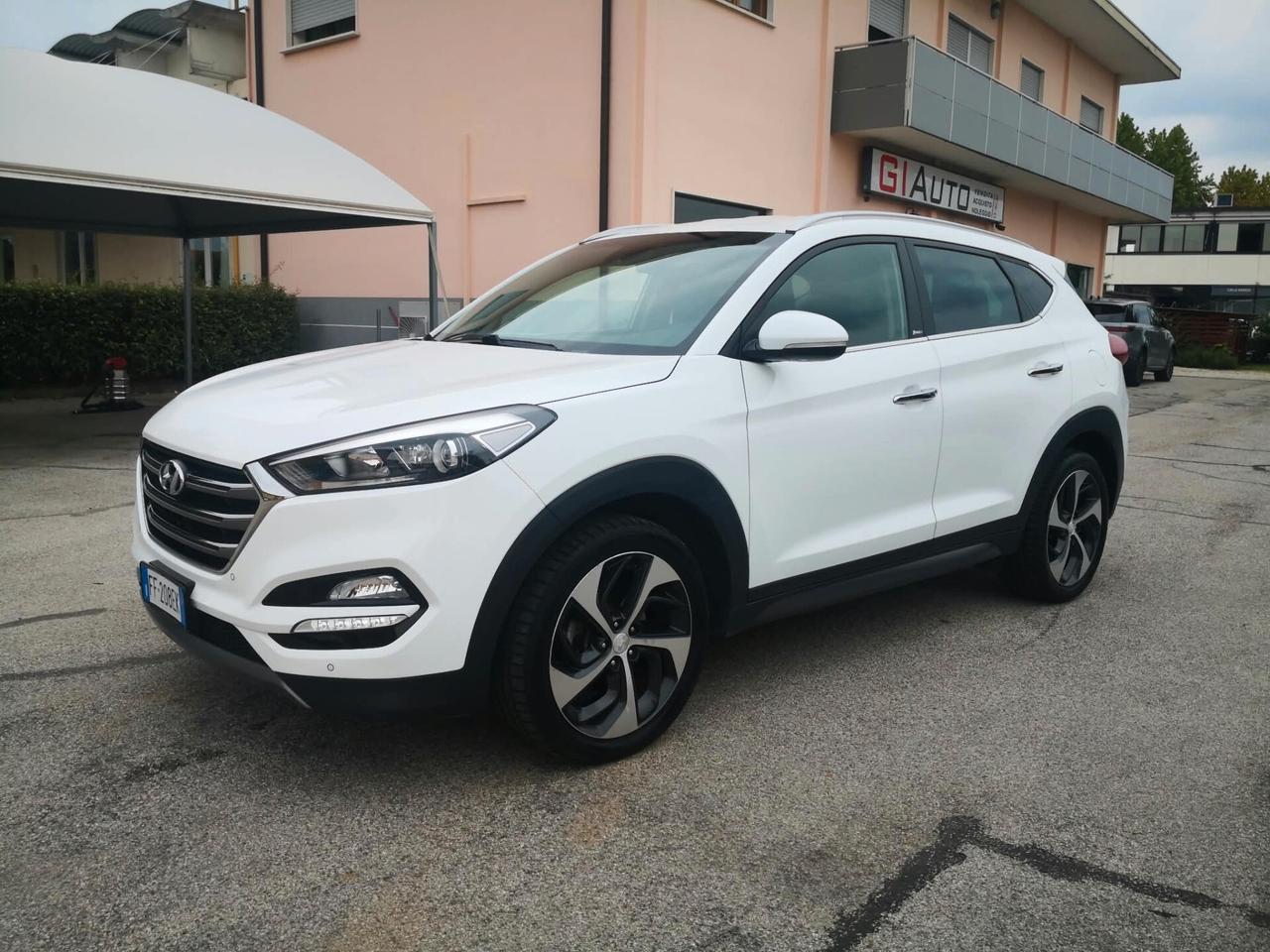 Hyundai Tucson 1.7 CRDi XPossible 2WD