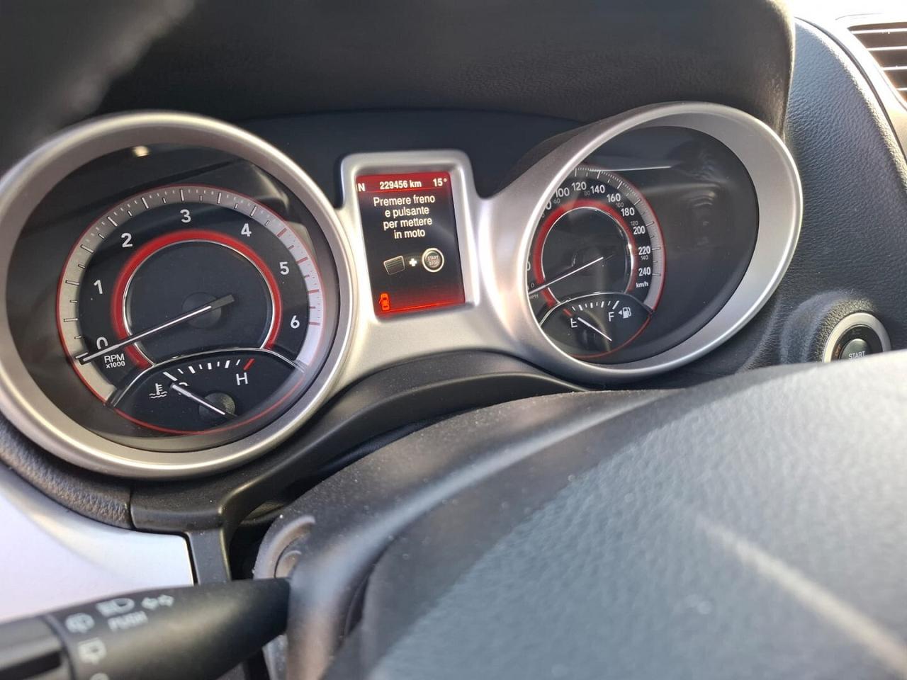 FIAT FREEMONT 2.0 170 CV AUT. 2014 SINISTRATO