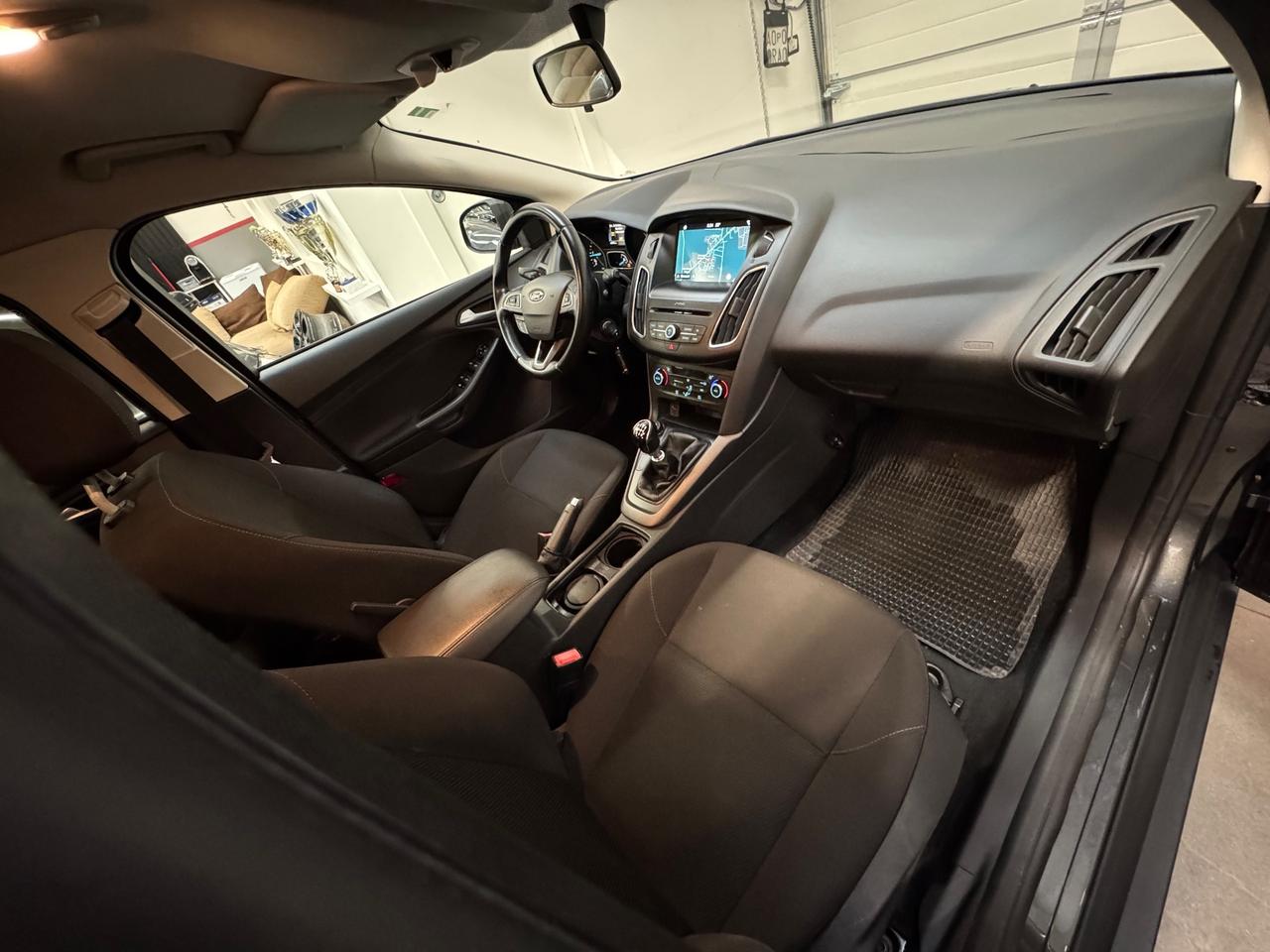 Ford Focus 2.0 TDCi 150 CV Start&Stop Powershift SW Titanium X