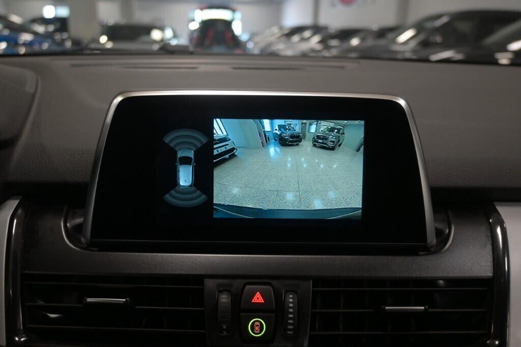 BMW 216D ACTIVE TOURER 116CV 6M. BUSINESS ADVANTAGE ( FARI LED - PELLE - TETTO PANORAMICO APR. - CRUISE - NAVI - PARK ASSISTANT - TELECAMERA POST. )