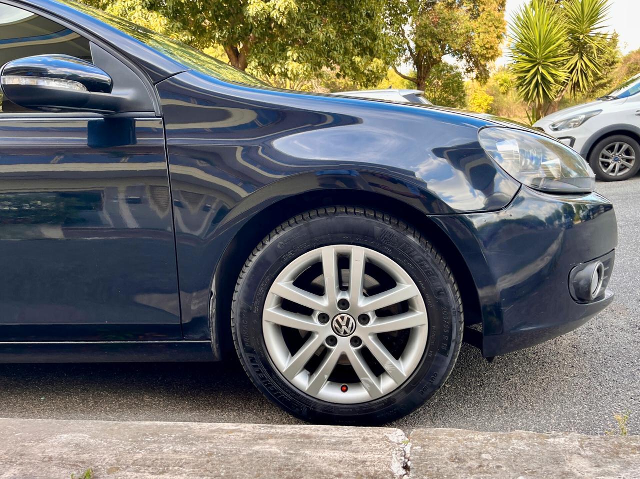 Volkswagen Golf 1.6 TDI DPF 3p. Highline