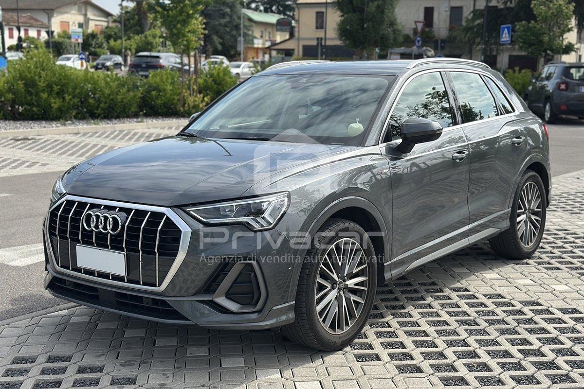 AUDI Q3 35 TFSI S line edition