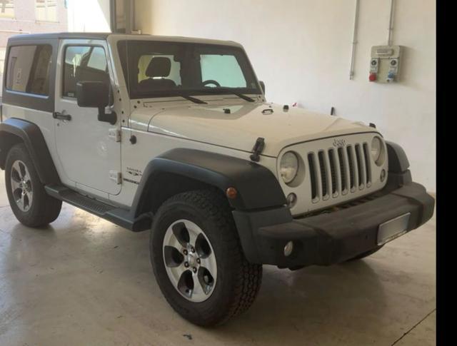 JEEP Wrangler 2.8 CRD DPF Sahara Auto