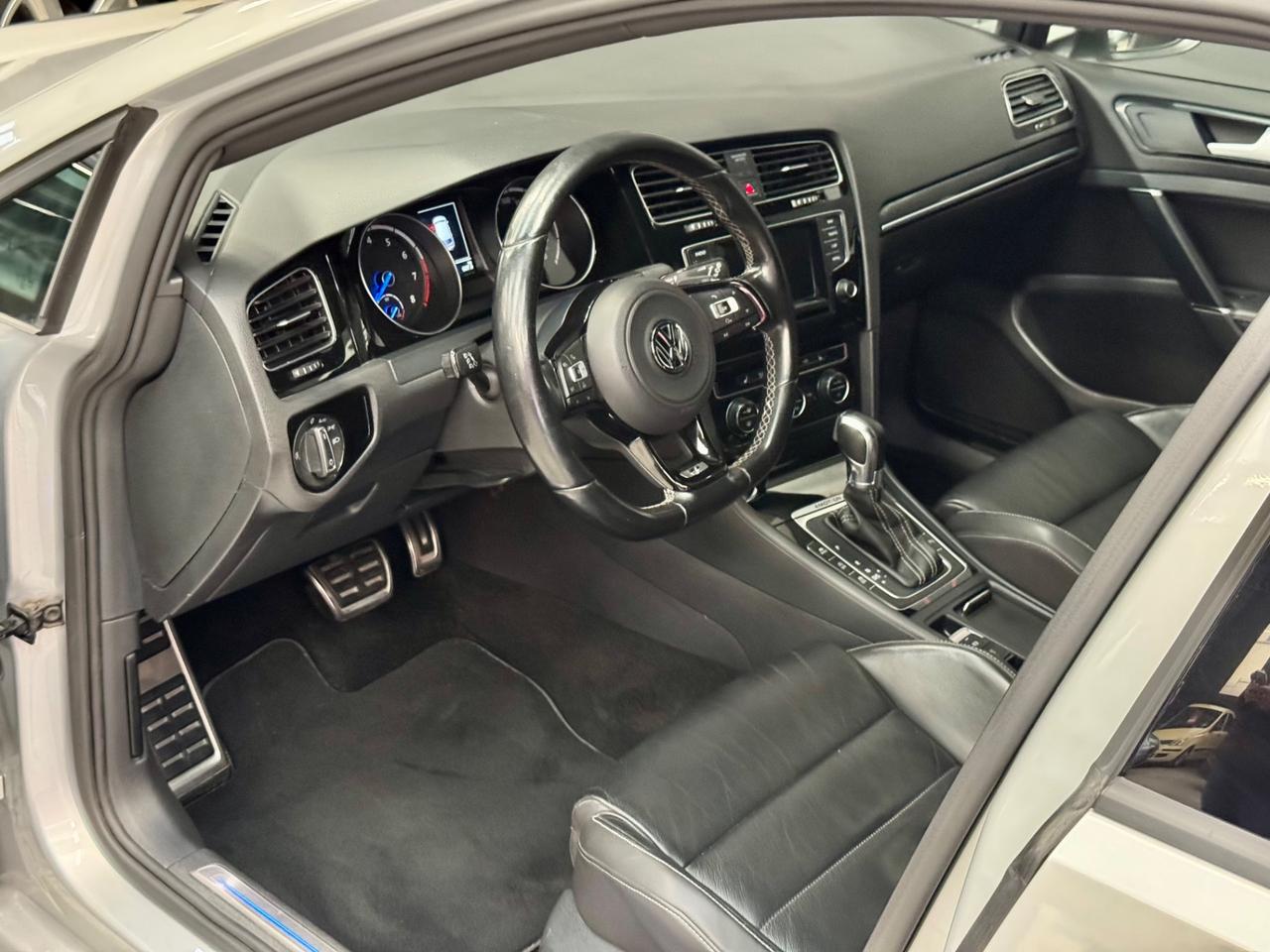 Volkswagen Golf R 2.0 DSG 5p.