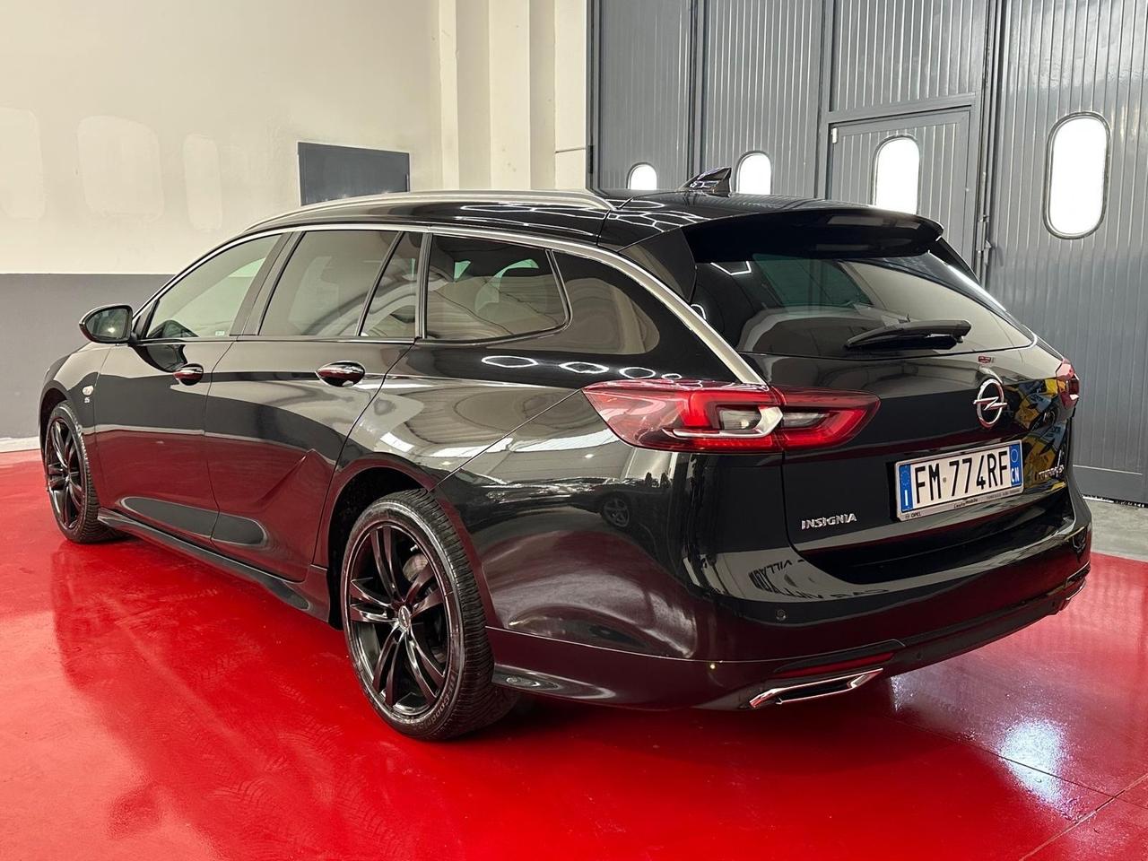 Opel Insignia 2.0 Turbo opc S&S AWD aut. Sports Tourer Innov.