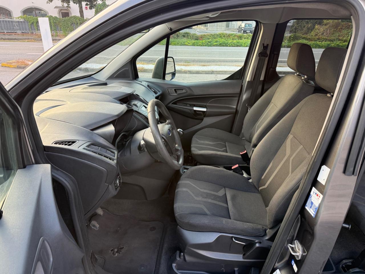 Ford Tourneo Connect 1.6 TDCi 115 CV Titanium
