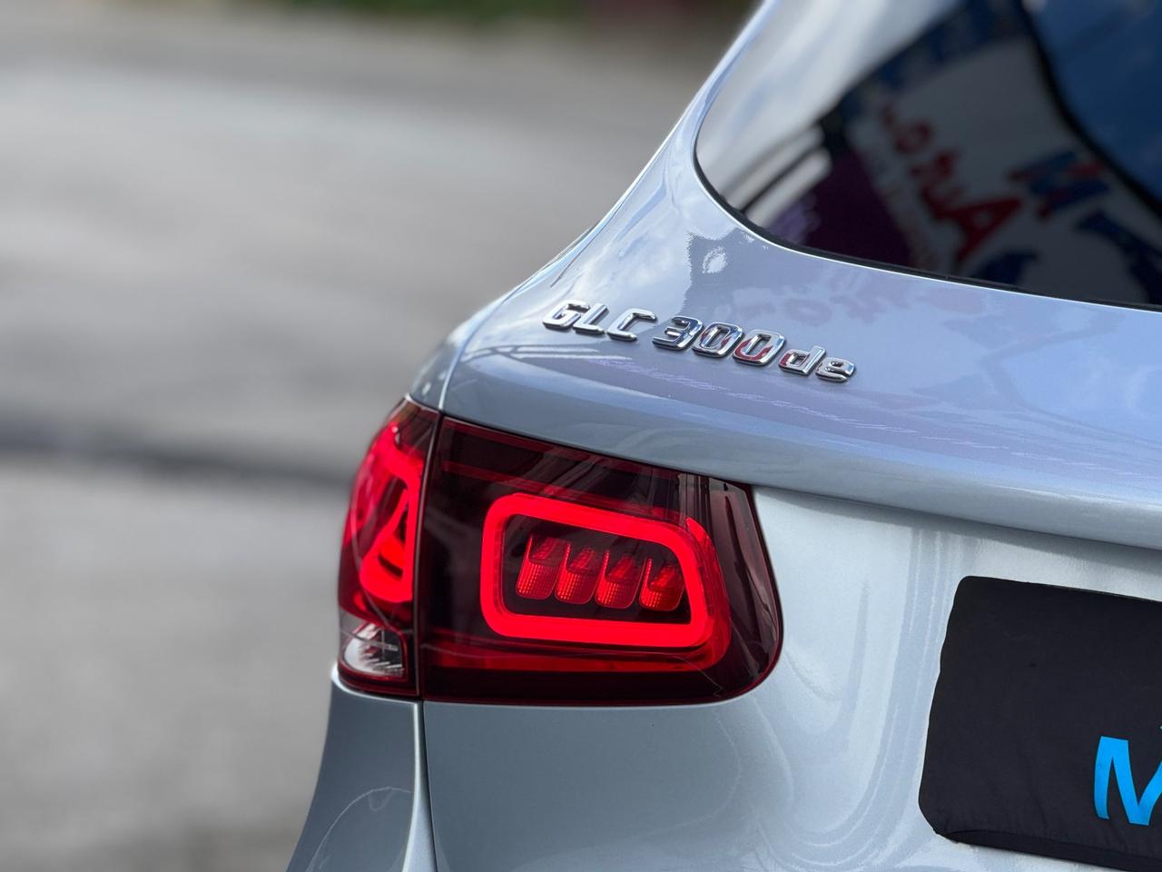 MERCEDES GLC 300 DE 306 CV PLUG-IN PREMIUM PLUS AMG FULL IVA