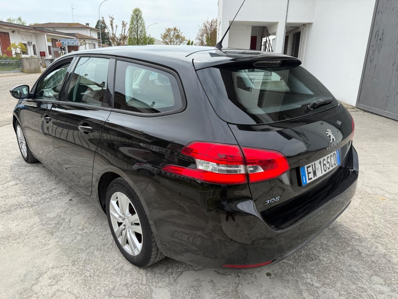 Peugeot 308 1.6 e-HDi Diesel 6MARCE POCHI KM